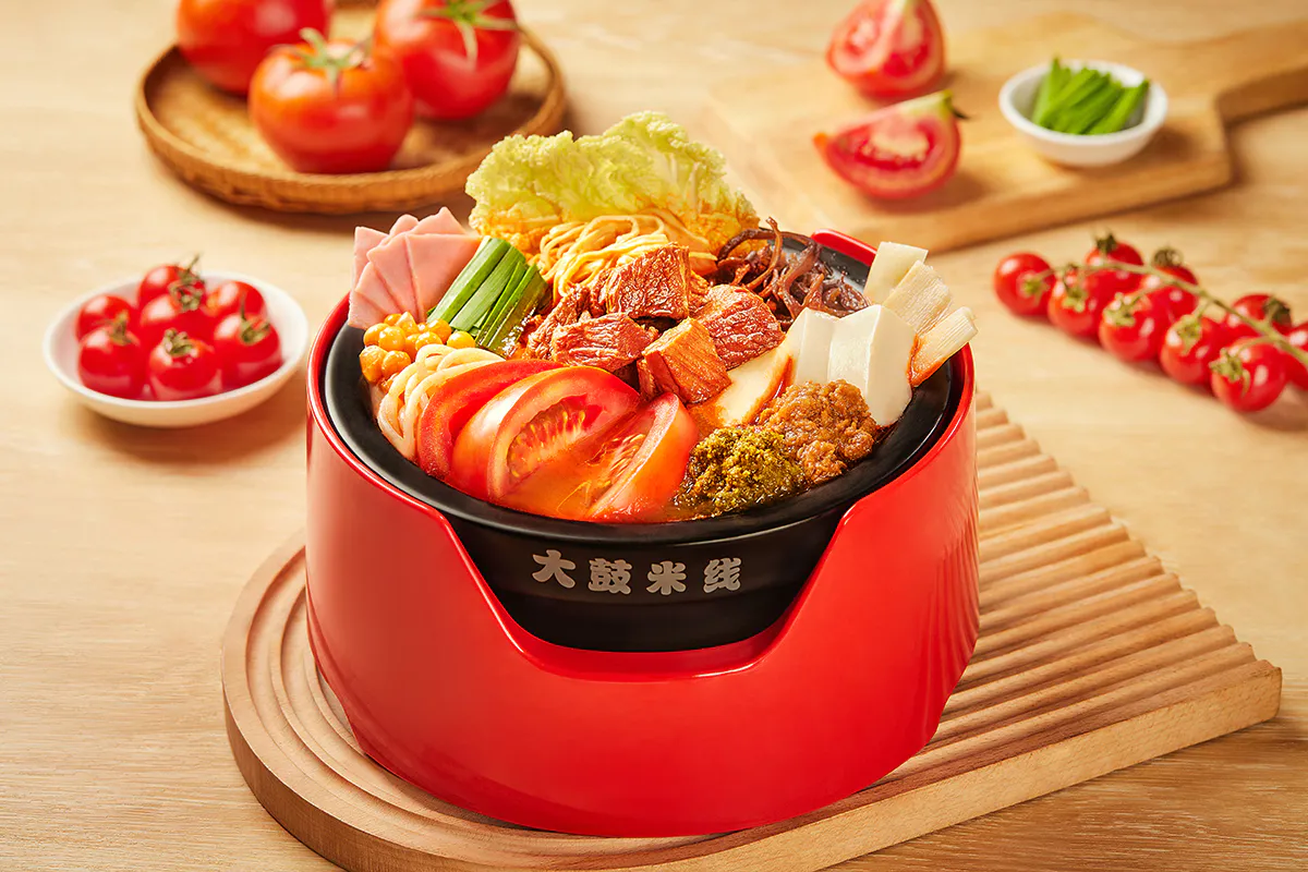 Tomato rice noodles with rich beef chunks at Dagu Rice Noodle, a Chinese Rice Noodles Restaurant in Blaine